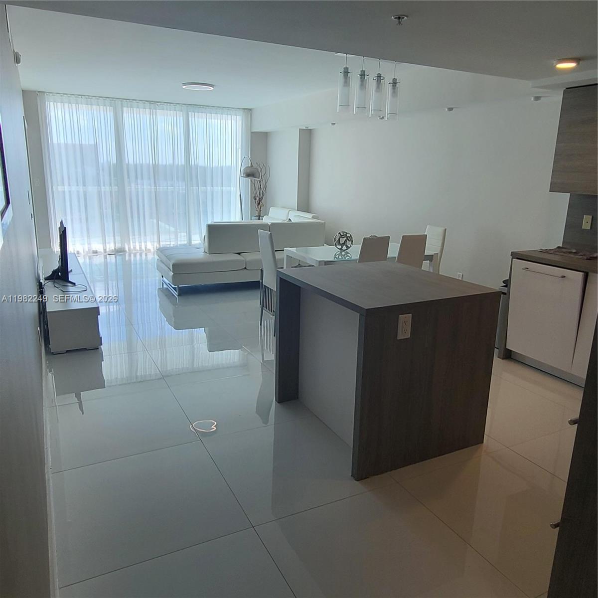 400 Sunny Isles Blvd #717, Sunny Isles Beach FL 33160
