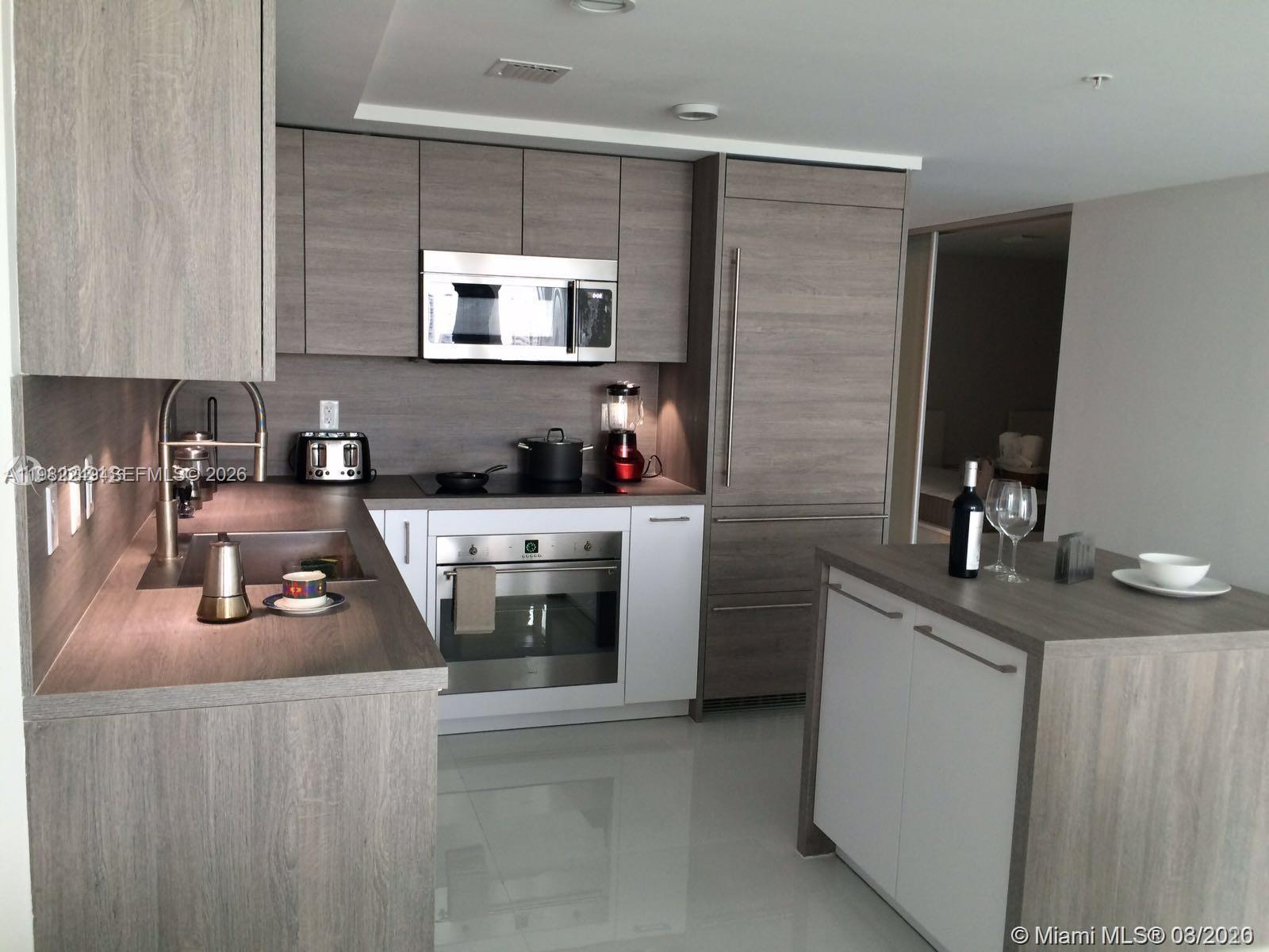 400 Sunny Isles Blvd #717, Sunny Isles Beach FL 33160