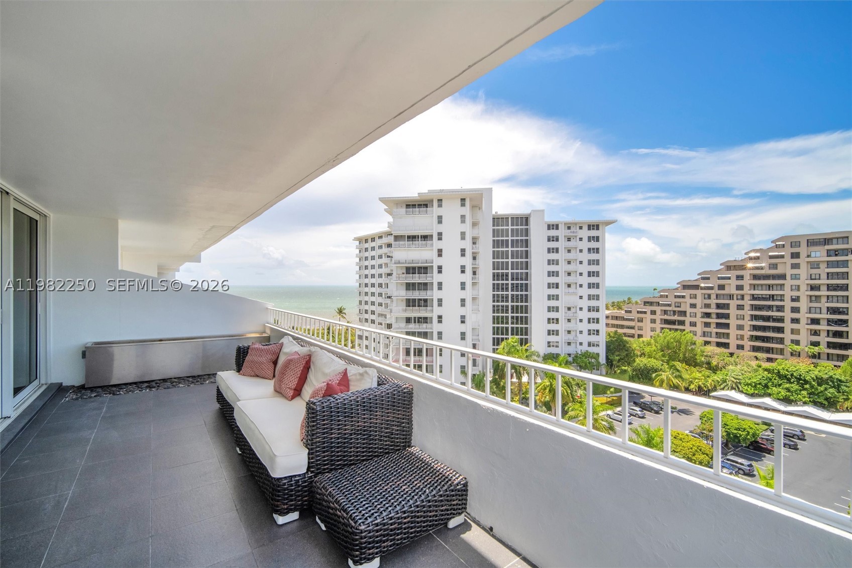 199 Ocean Lane Dr #1009, Key Biscayne FL 33149