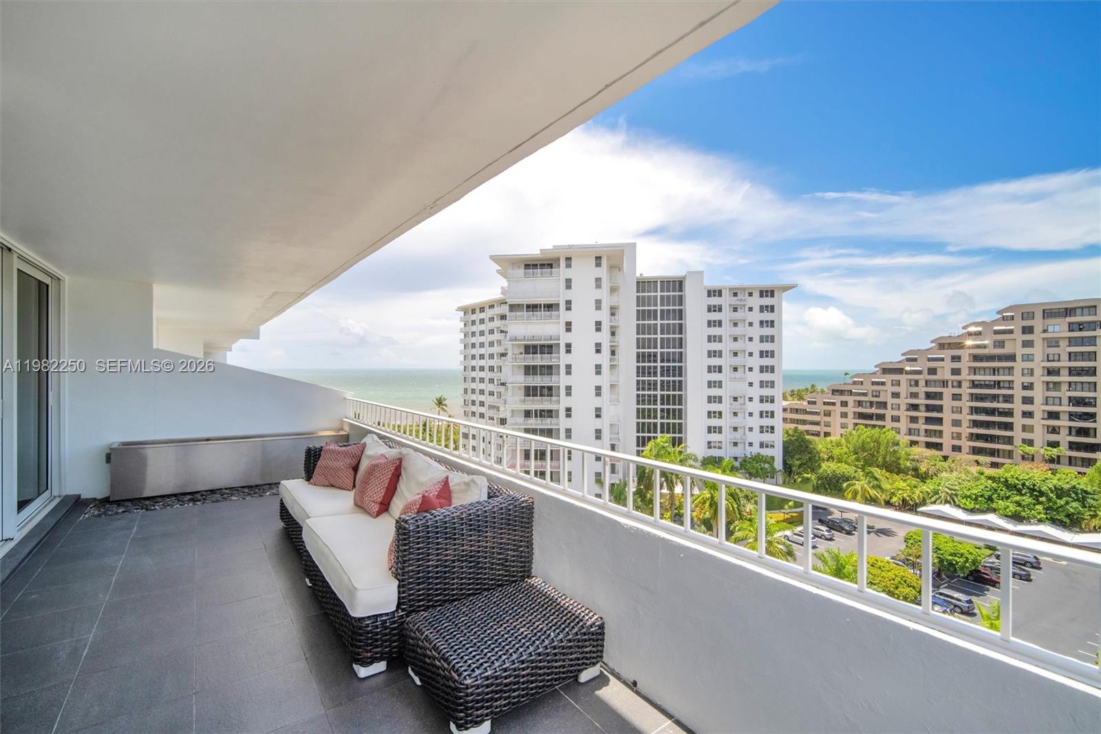 199 Ocean Lane Dr #1009, Key Biscayne FL 33149