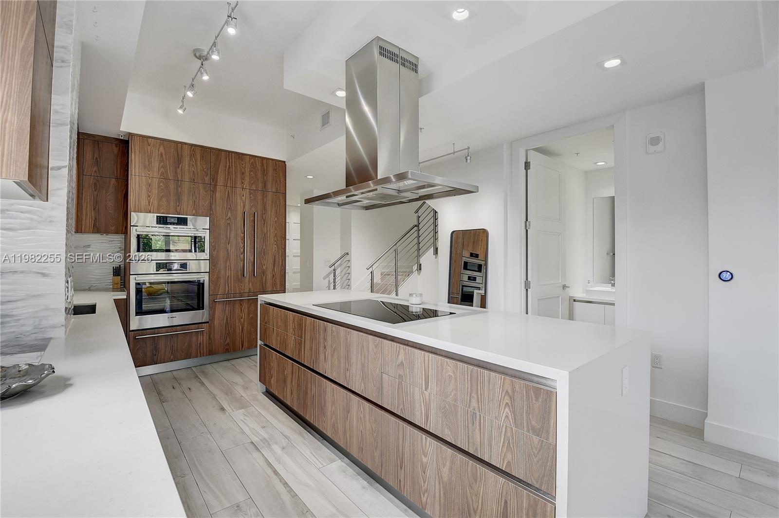 155 E Boca Raton Rd #TH1, Boca Raton FL 33432