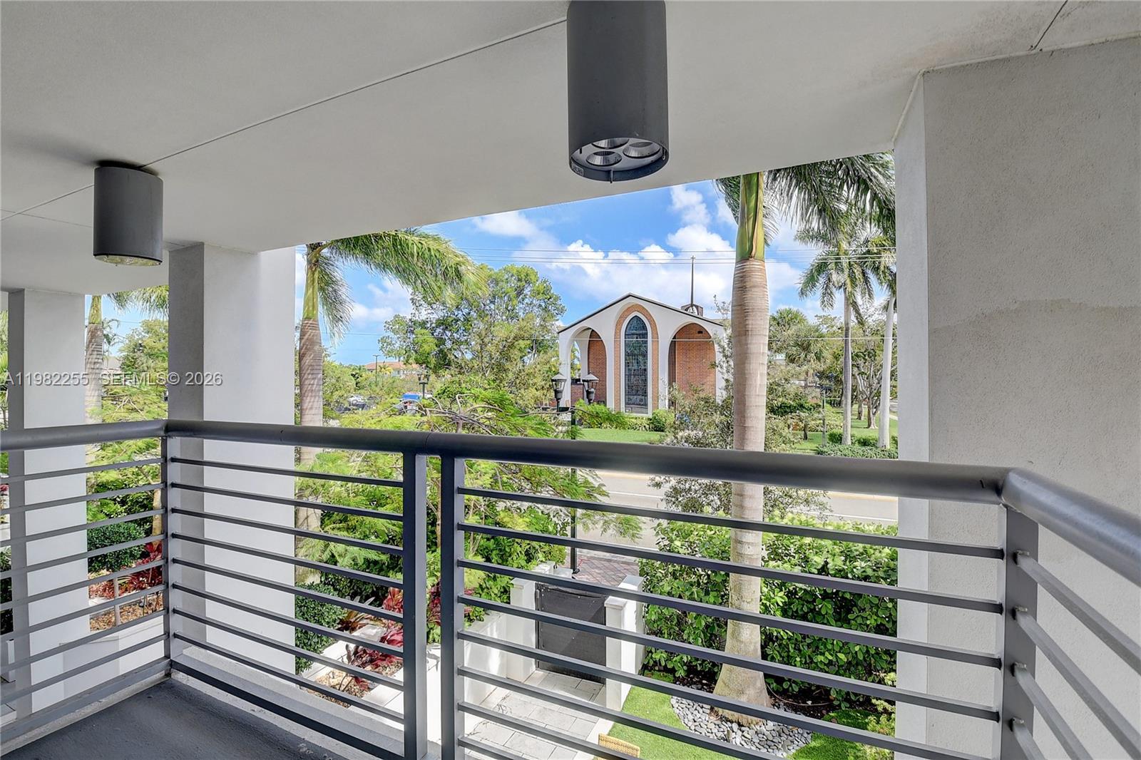 155 E Boca Raton Rd #TH1, Boca Raton FL 33432