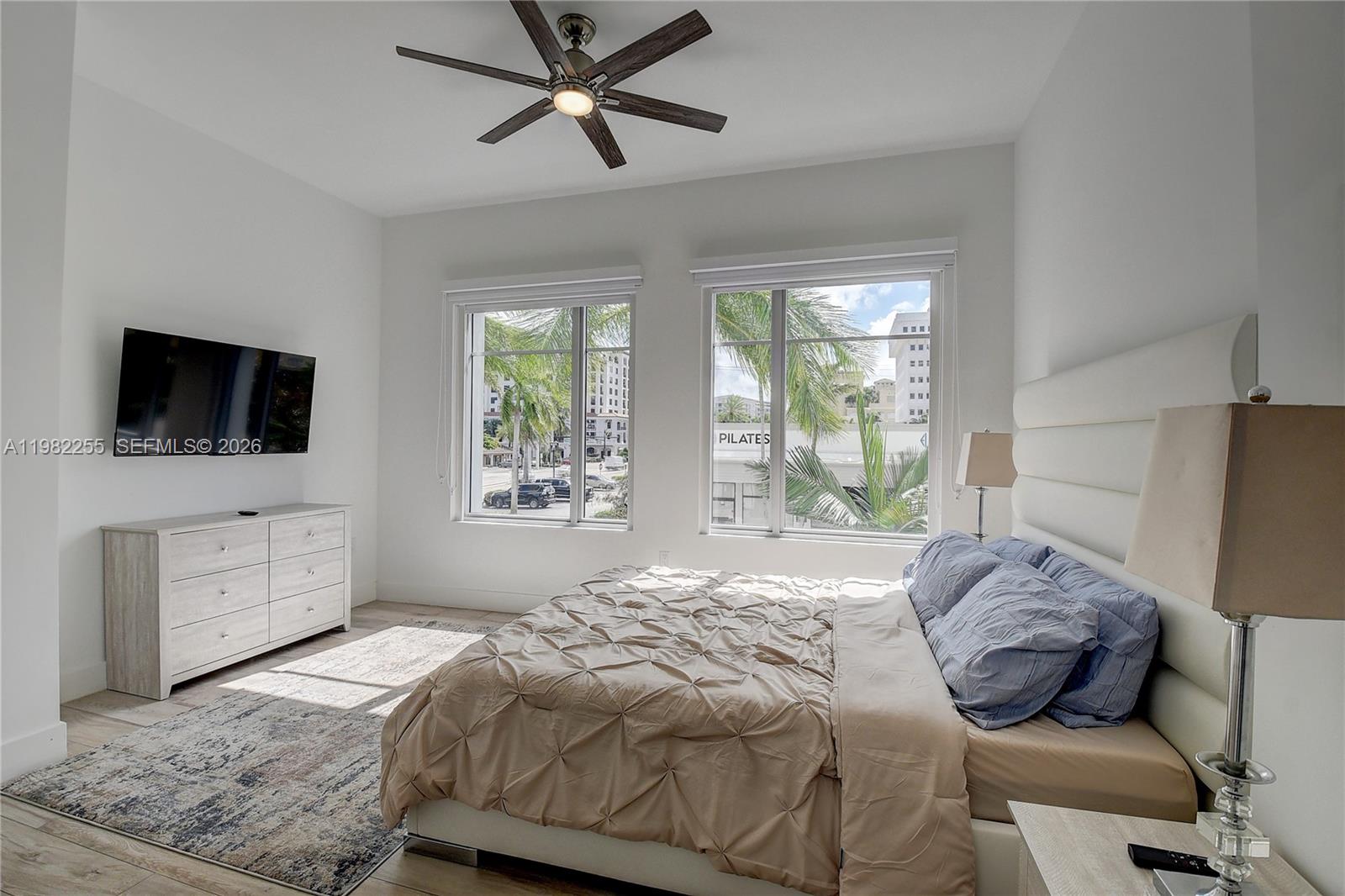 155 E Boca Raton Rd #TH1, Boca Raton FL 33432
