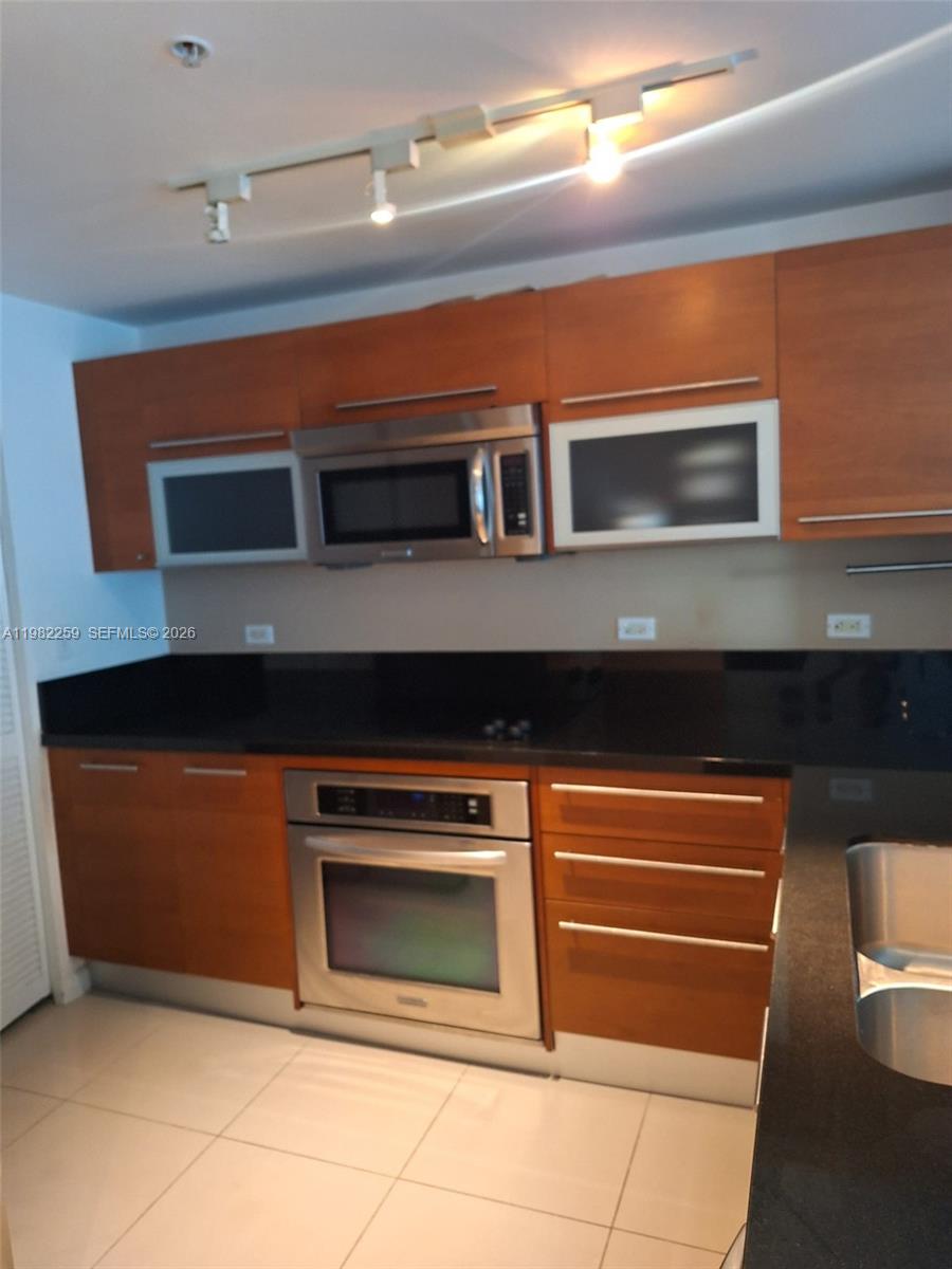 253 NE 2nd St #2606, Miami FL 33132