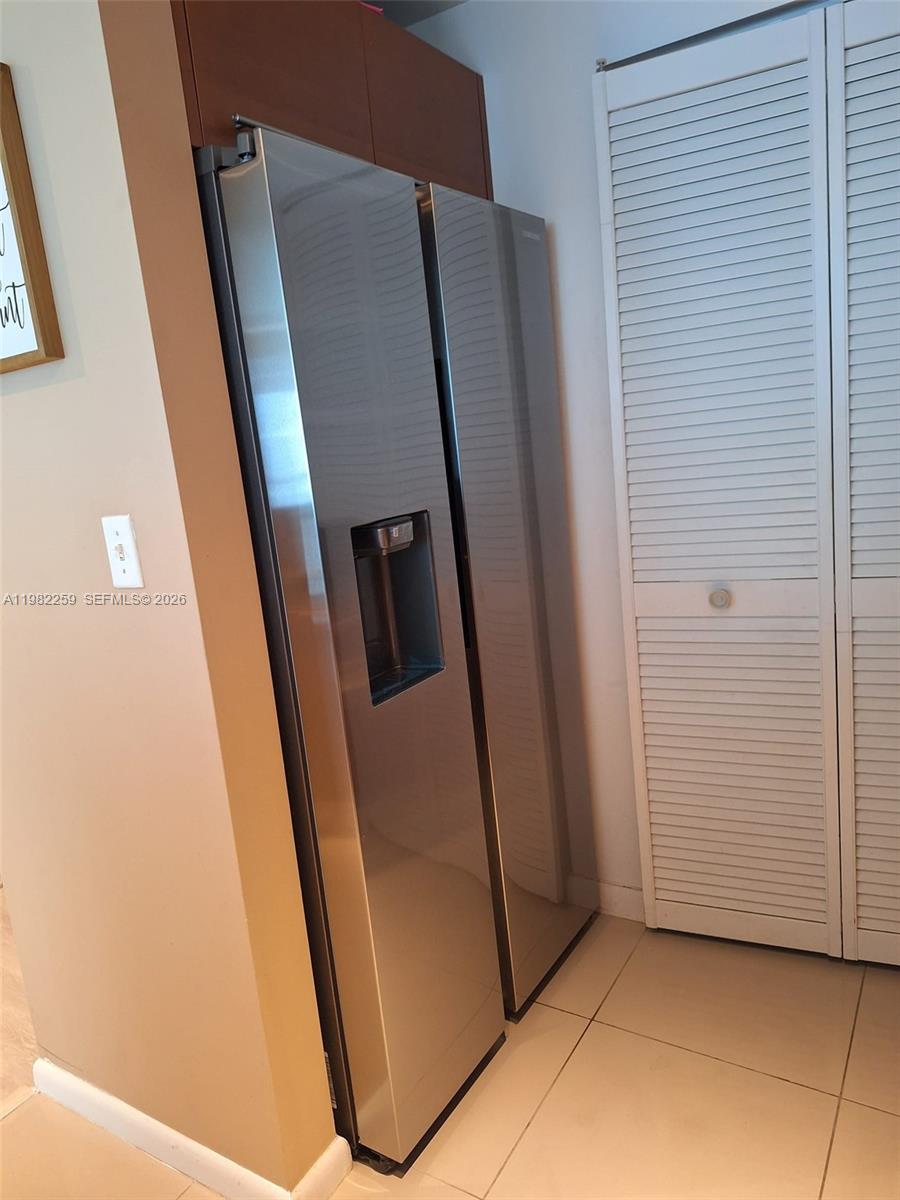 253 NE 2nd St #2606, Miami FL 33132
