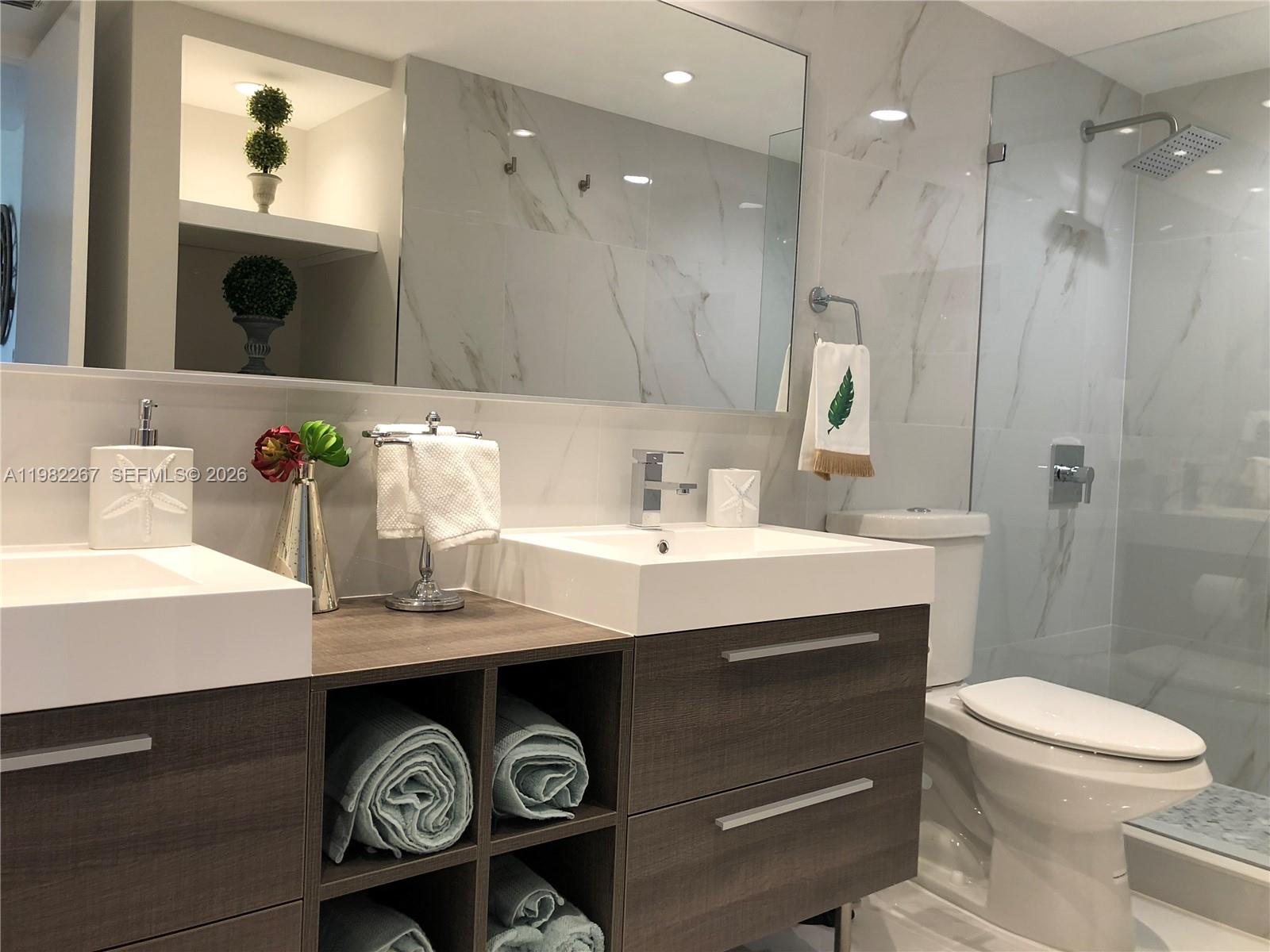 19999 E Country Club Dr #1405, Aventura FL 33180