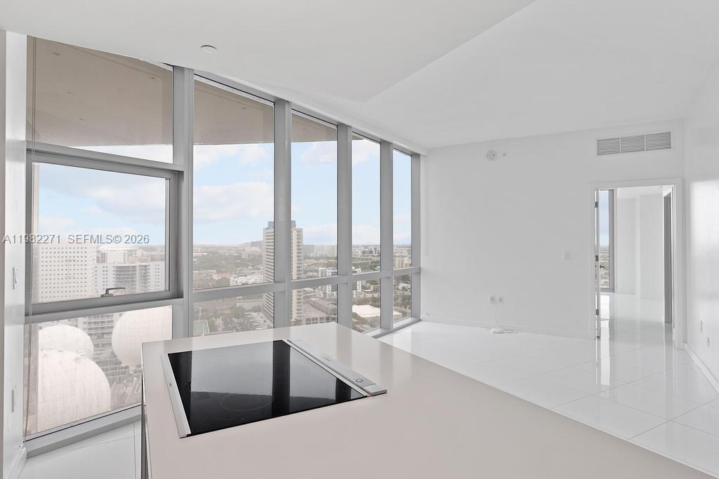 851 NE 1st Ave #2102, Miami FL 33132