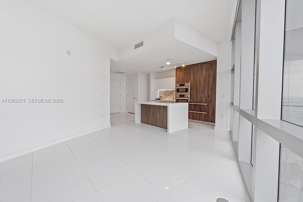 851 NE 1st Ave #2102, Miami FL 33132
