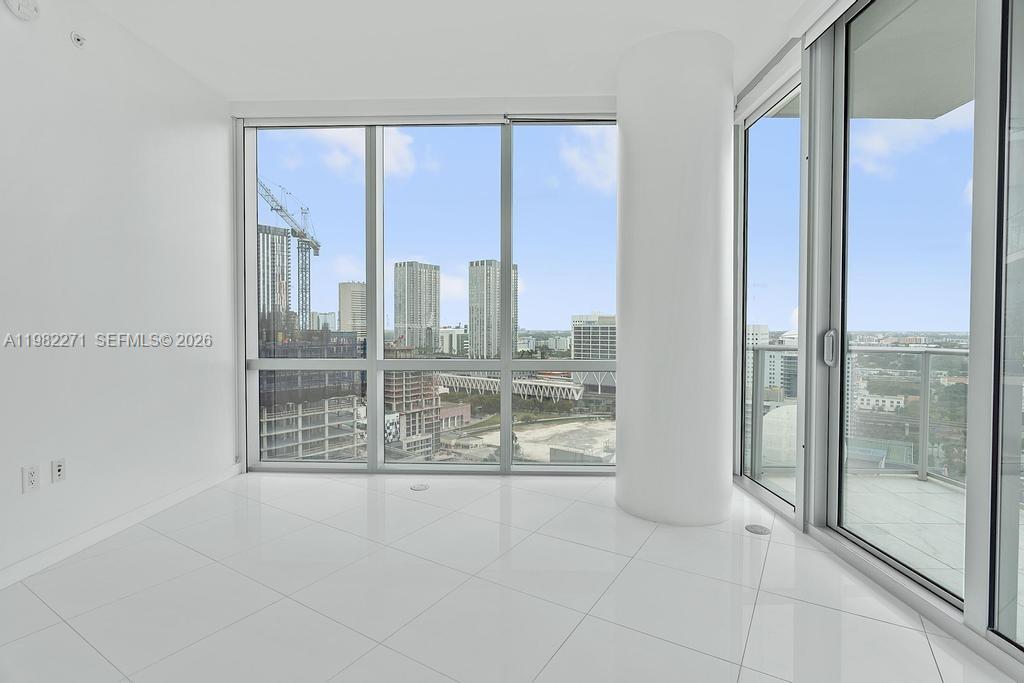 851 NE 1st Ave #2102, Miami FL 33132