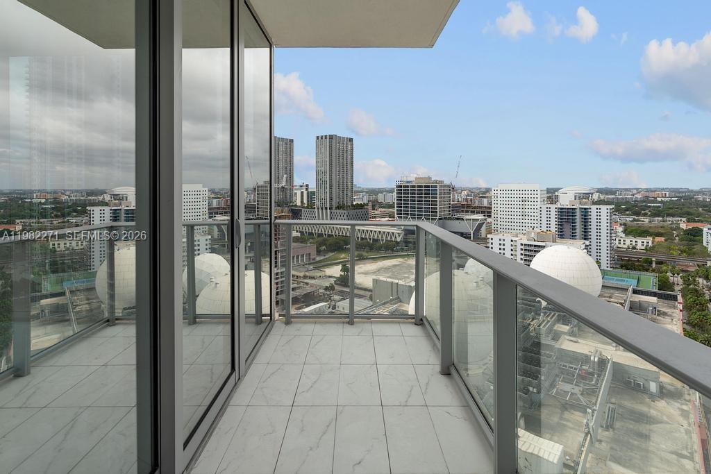 851 NE 1st Ave #2102, Miami FL 33132