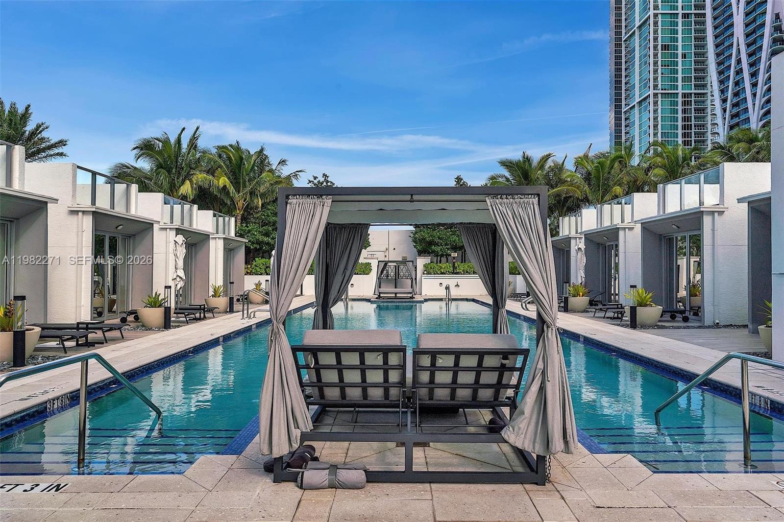 851 NE 1st Ave #2102, Miami FL 33132