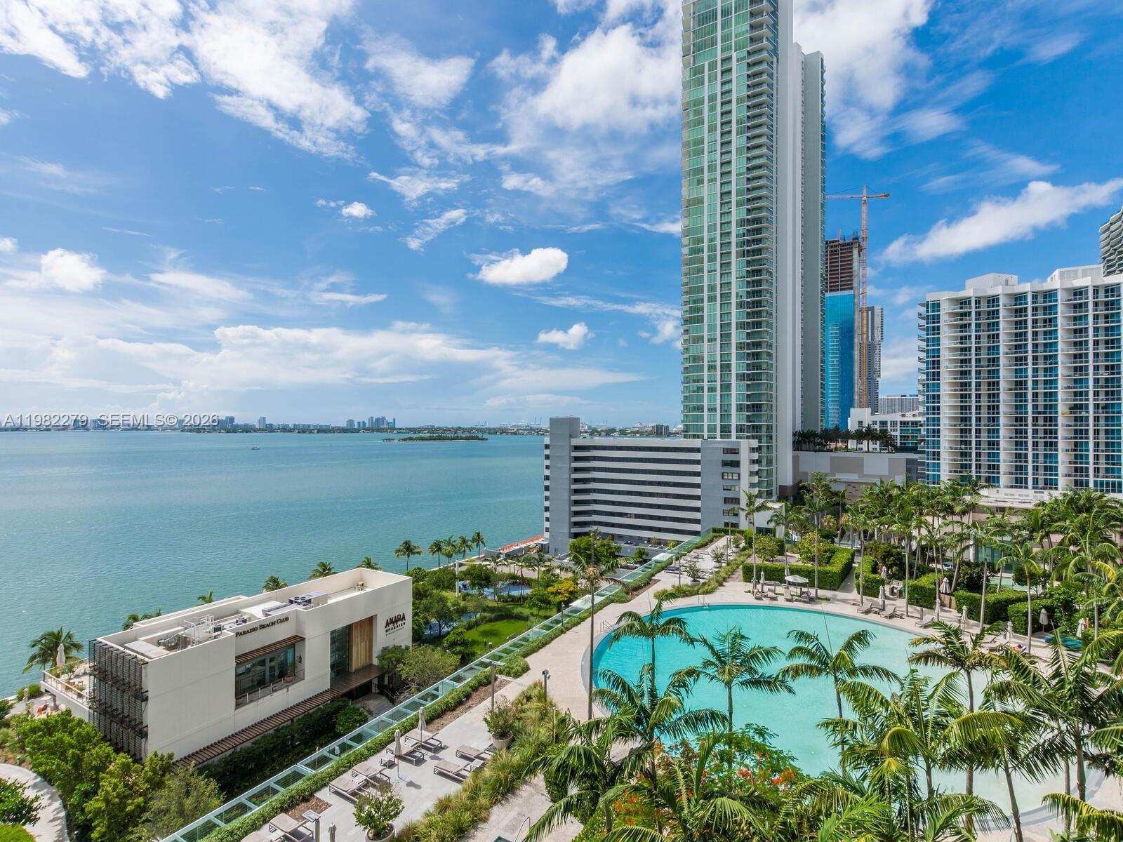 650 NE 32nd St #904, Miami FL 33137