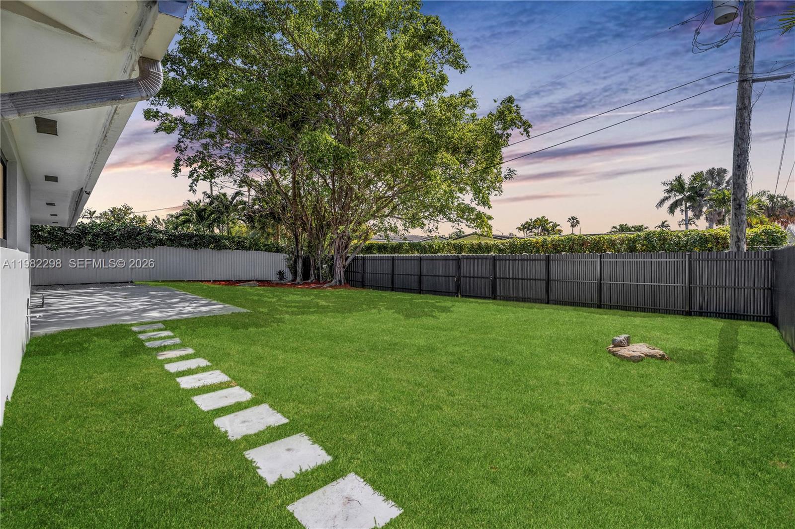11660 Canal Dr, North Miami FL 33181
