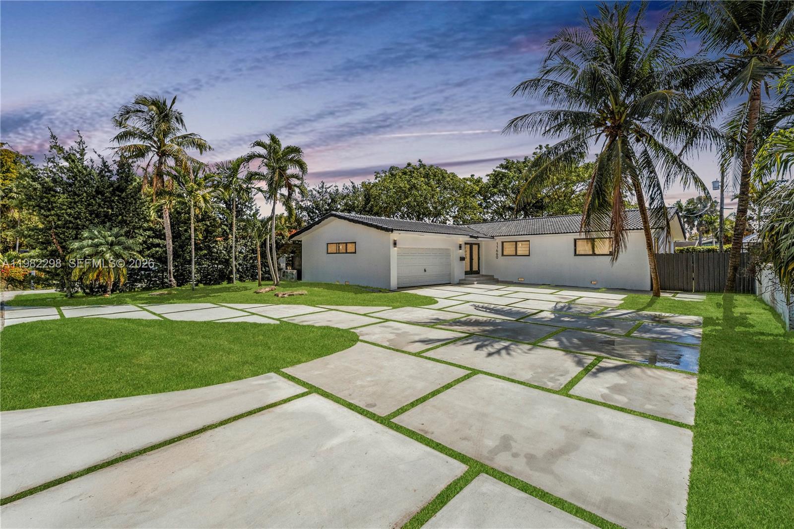 11660 Canal Dr, North Miami FL 33181