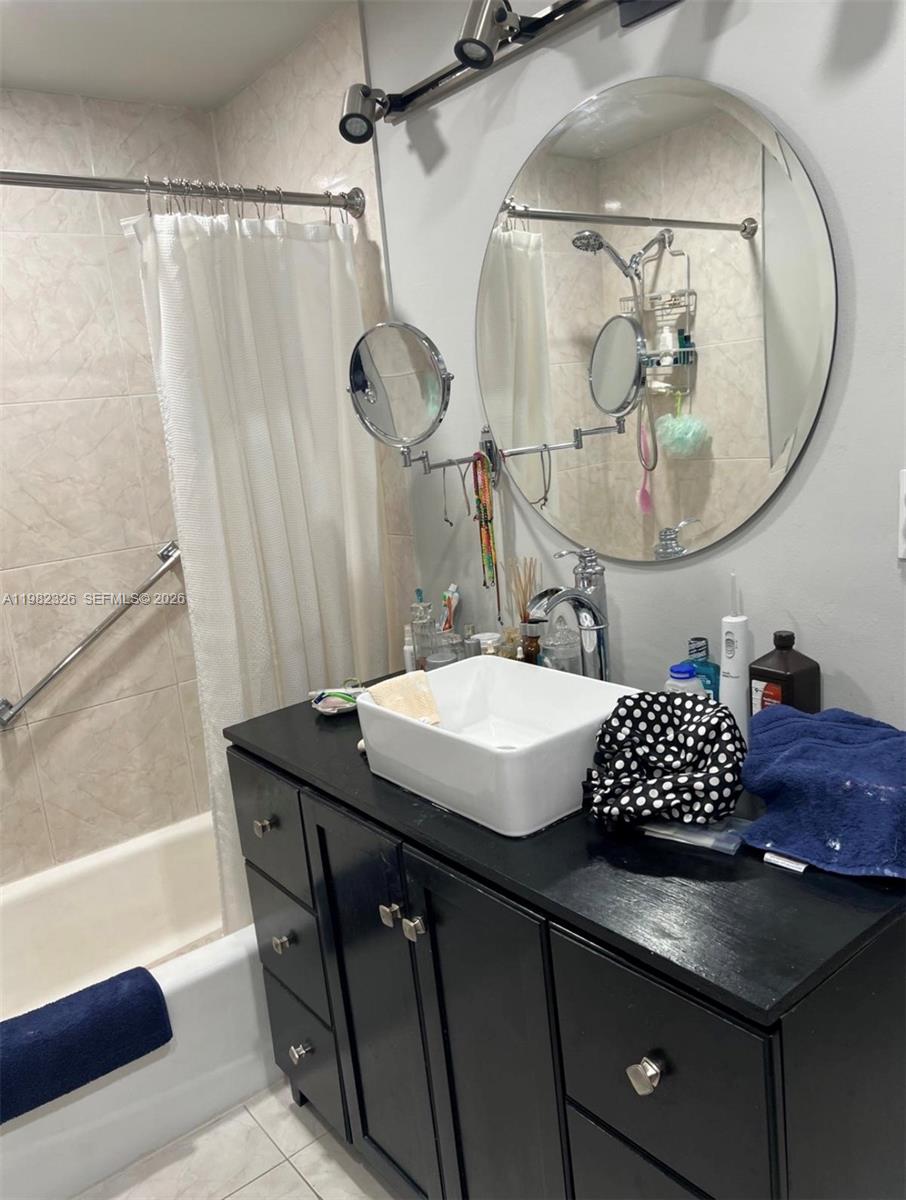 2190 SW 22 terrace, Miami FL 33145