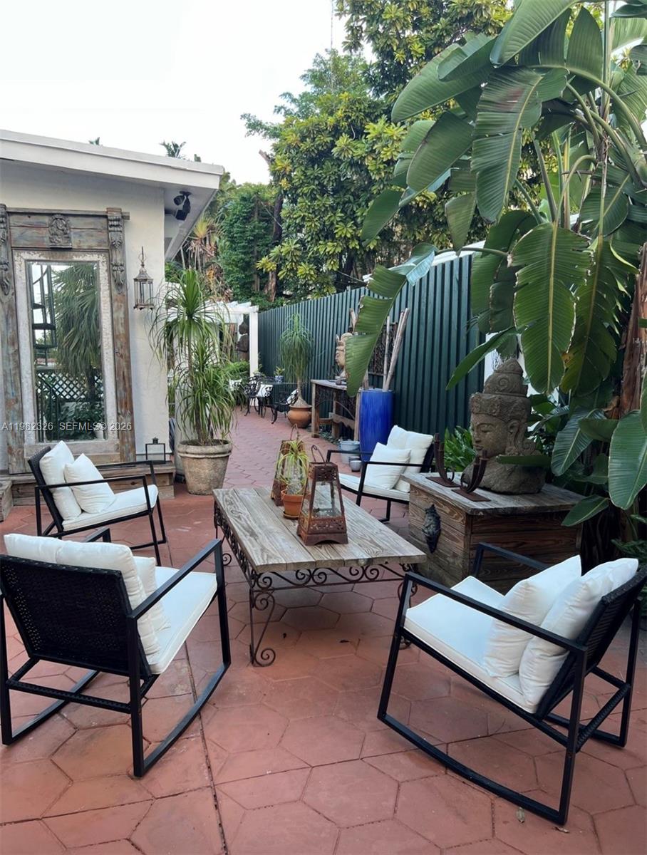 2190 SW 22 terrace, Miami FL 33145