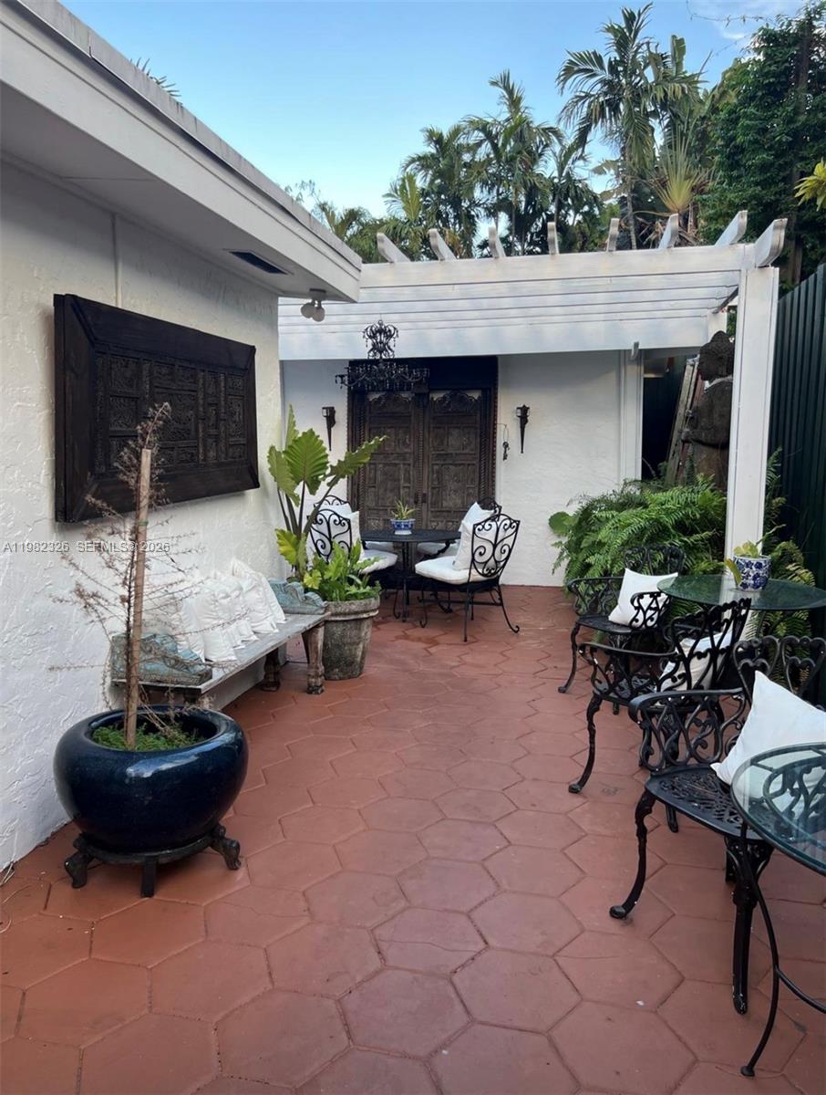 2190 SW 22 terrace, Miami FL 33145