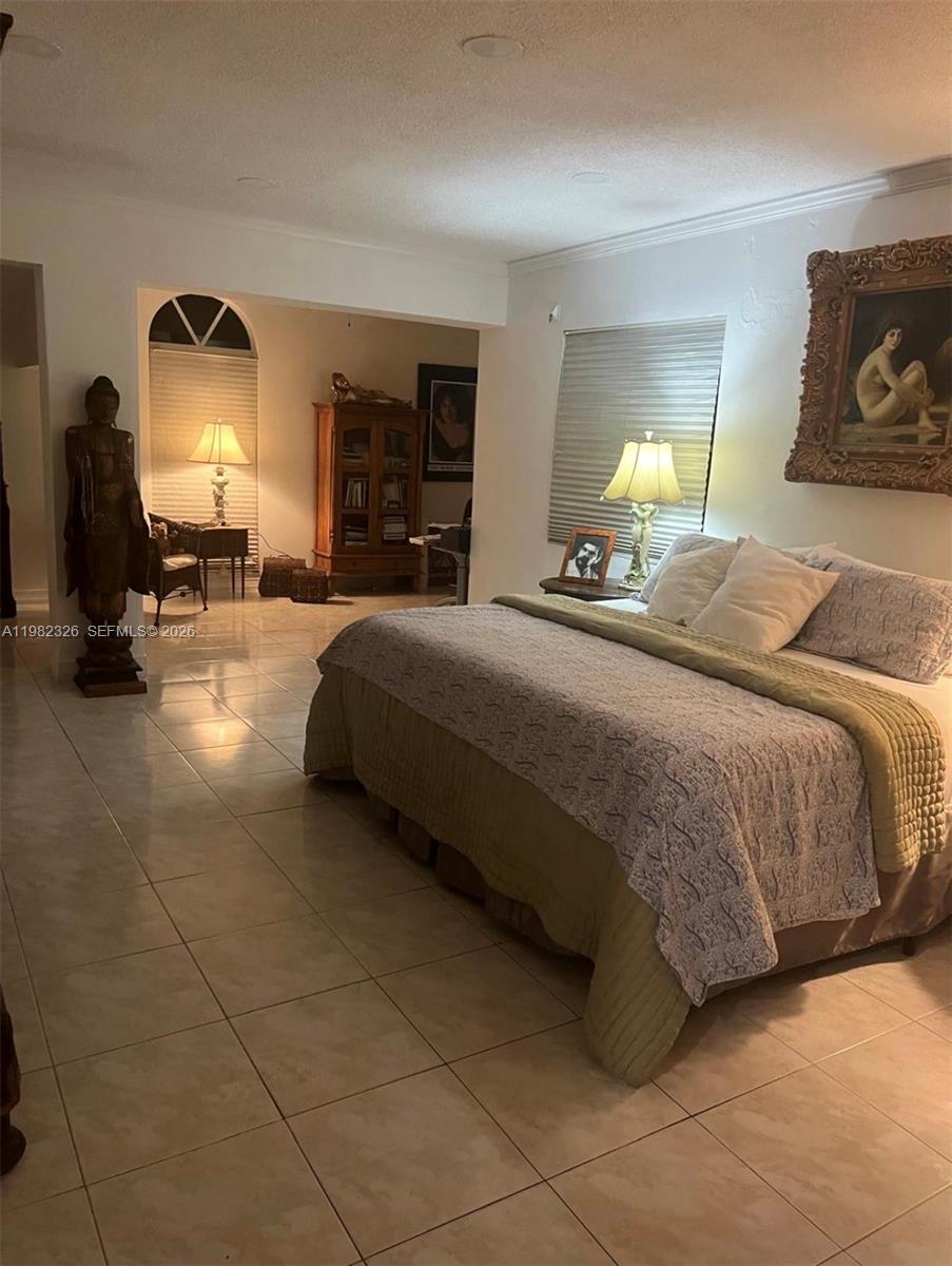 2190 SW 22 terrace, Miami FL 33145