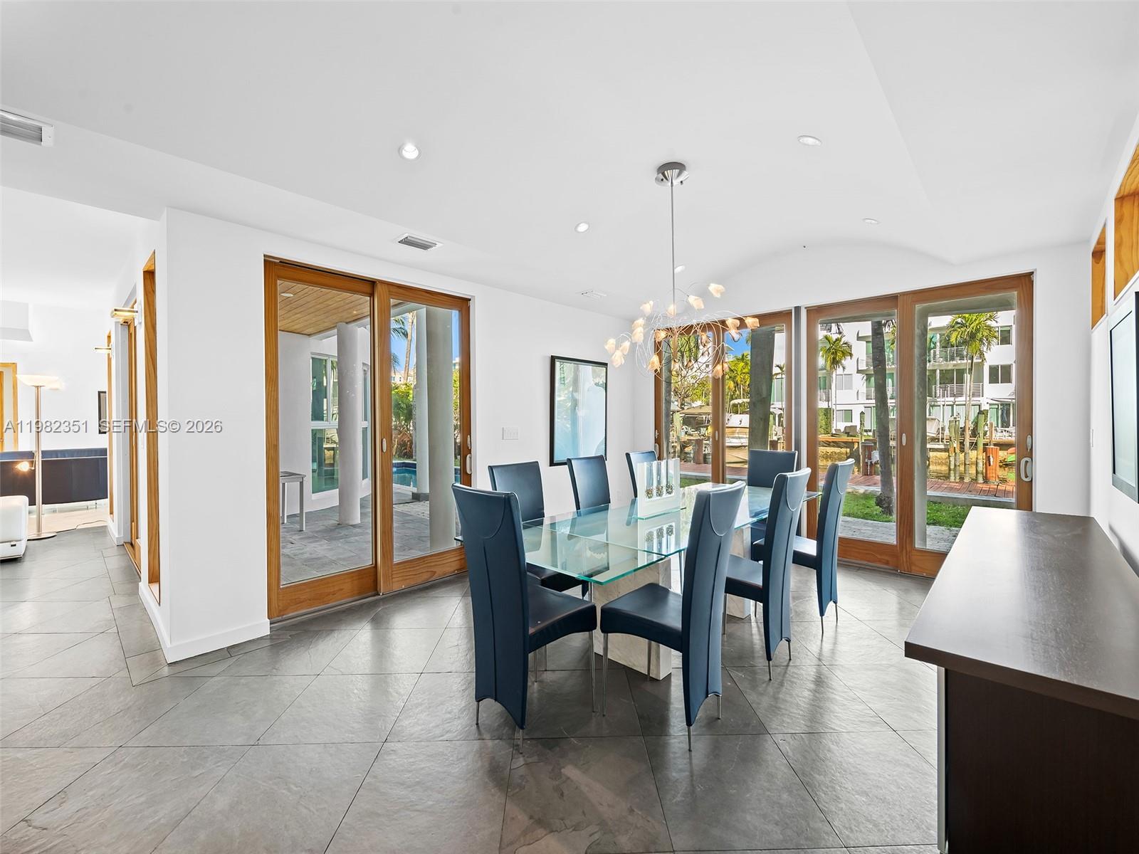 450 Victoria Ter, Fort Lauderdale FL 33301