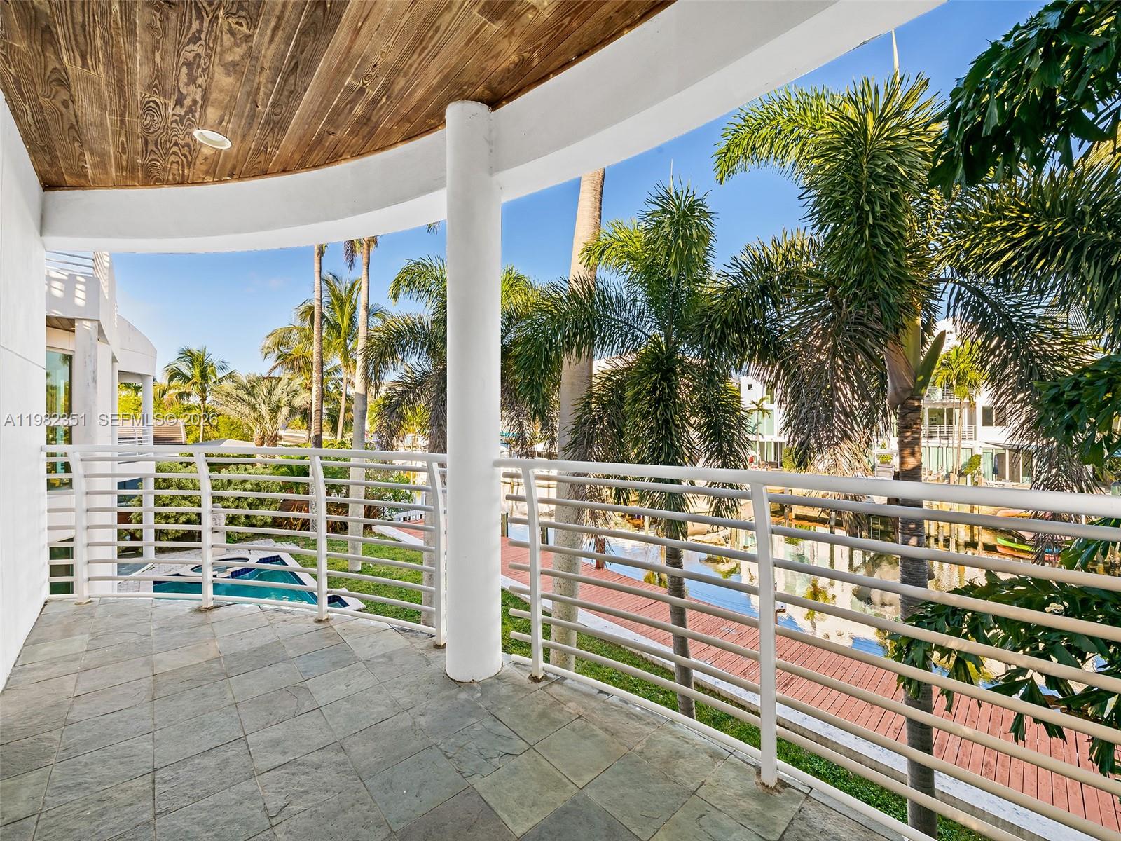 450 Victoria Ter, Fort Lauderdale FL 33301