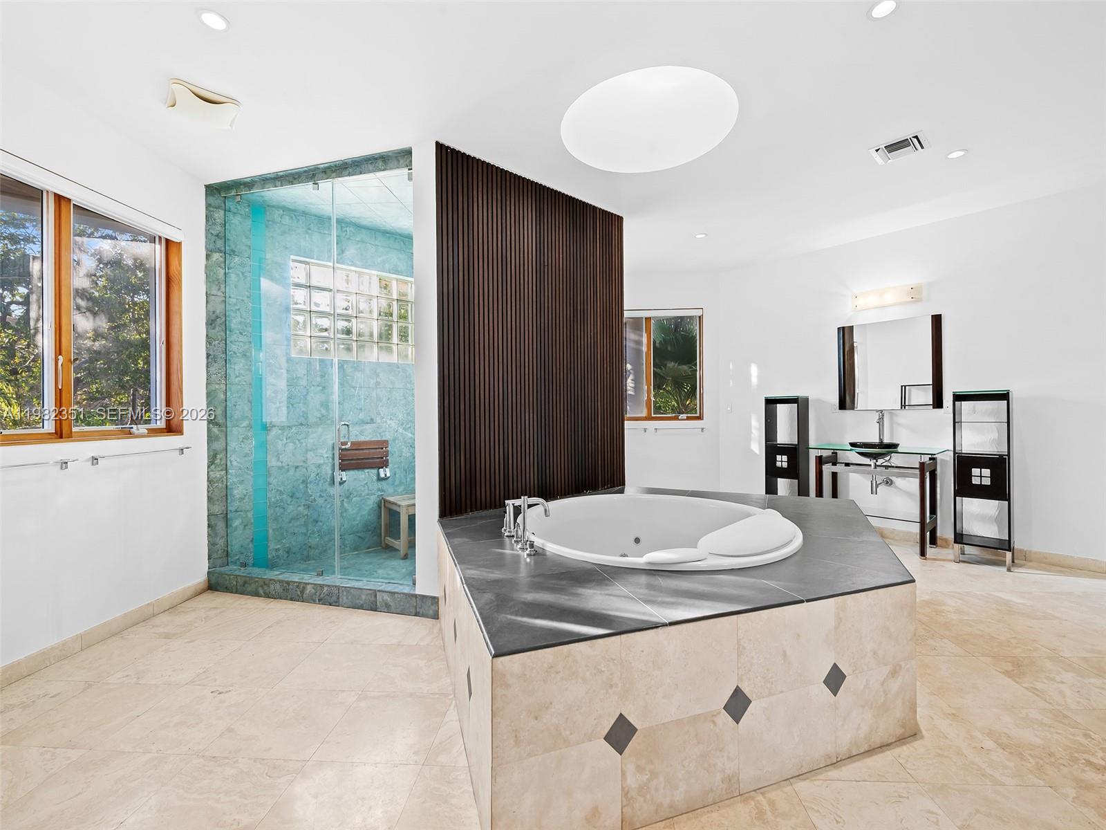 450 Victoria Ter, Fort Lauderdale FL 33301