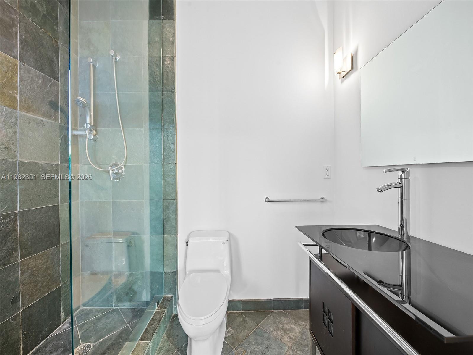450 Victoria Ter, Fort Lauderdale FL 33301