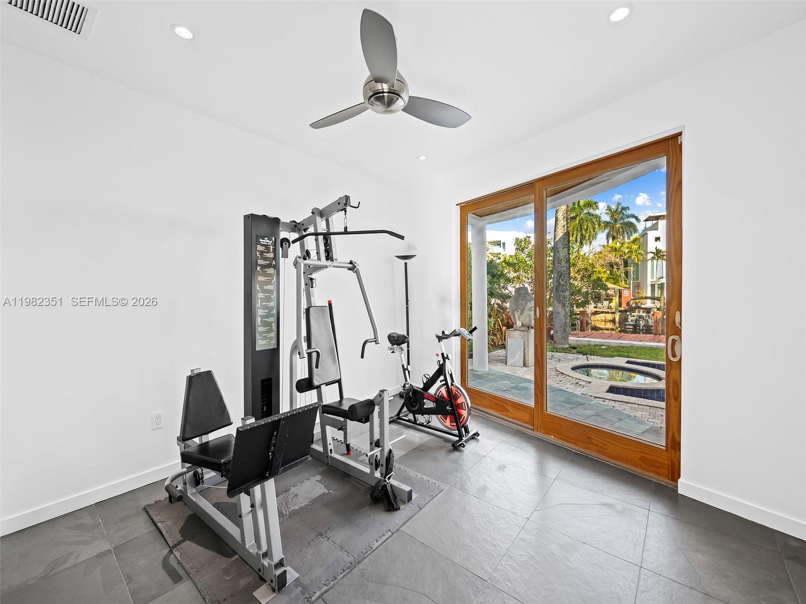450 Victoria Ter, Fort Lauderdale FL 33301