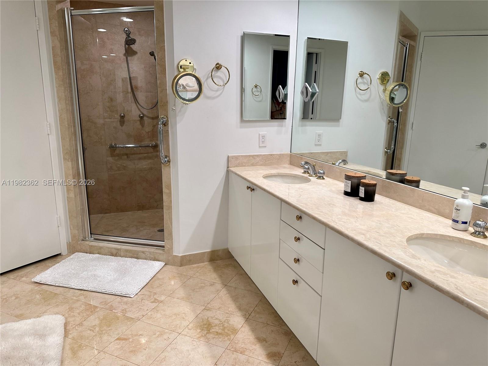 785 Crandon Blvd #803, Key Biscayne FL 33149