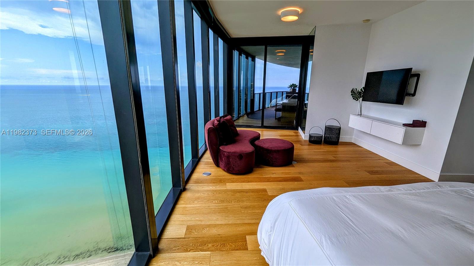 18555 Collins Ave. #3005, Sunny Isles Beach FL 33160