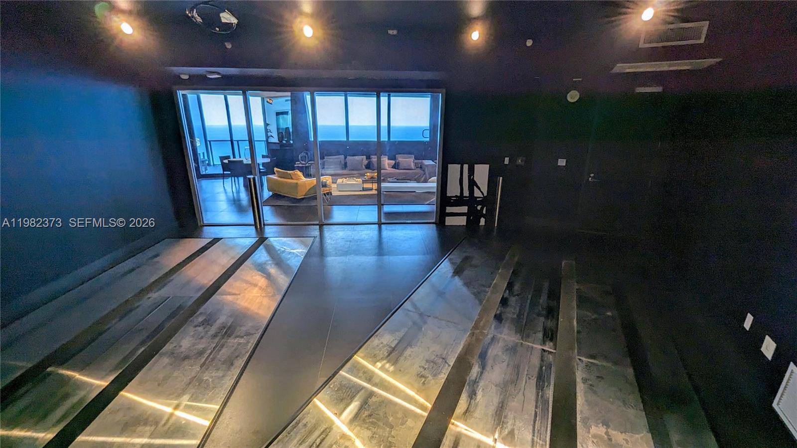 18555 Collins Ave. #3005, Sunny Isles Beach FL 33160