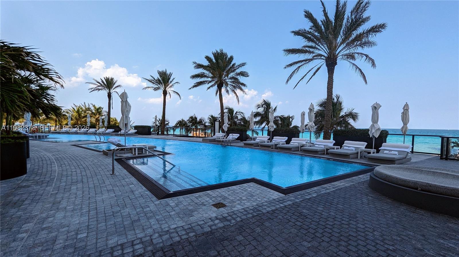 18555 Collins Ave. #3005, Sunny Isles Beach FL 33160