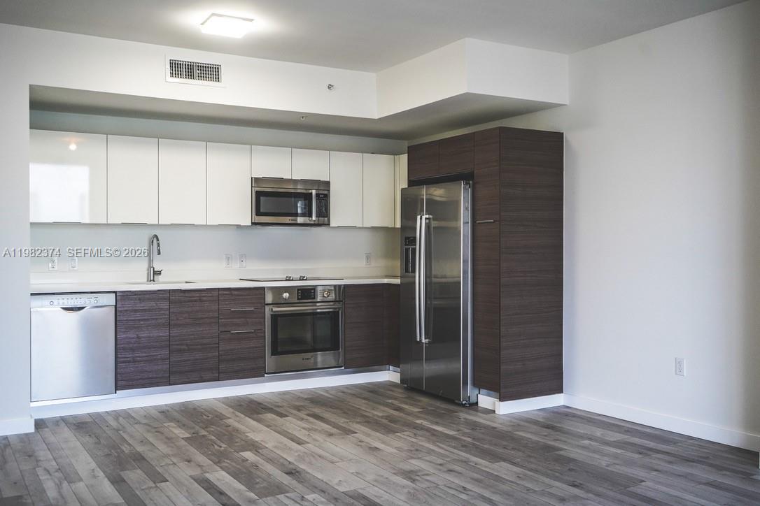 1010 SW 2nd Ave #1007, Miami FL 33130