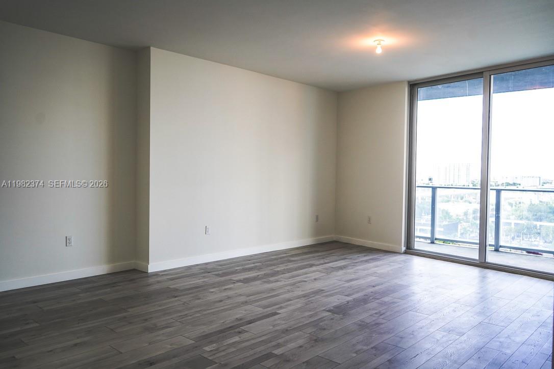 1010 SW 2nd Ave #1007, Miami FL 33130