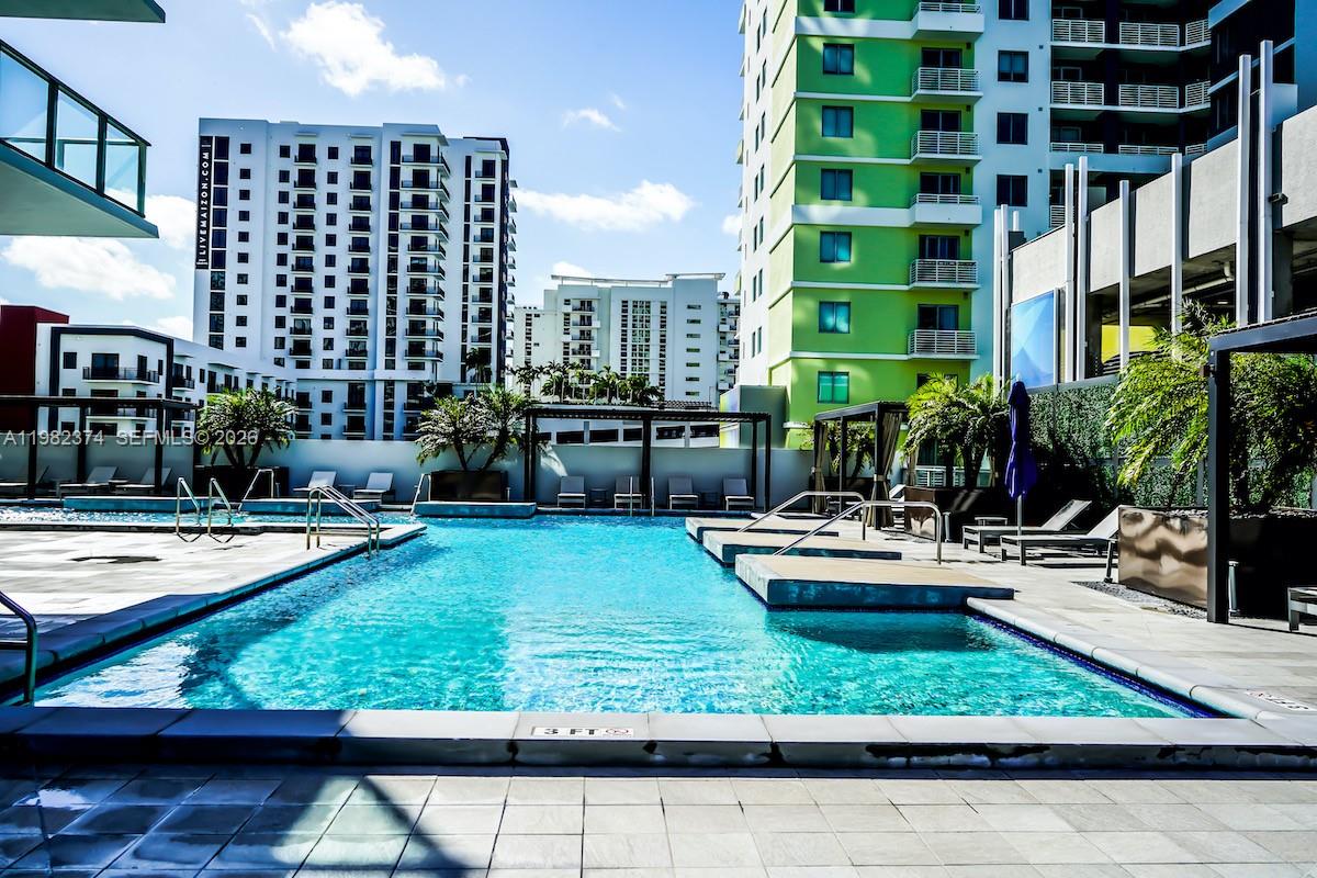 1010 SW 2nd Ave #1007, Miami FL 33130