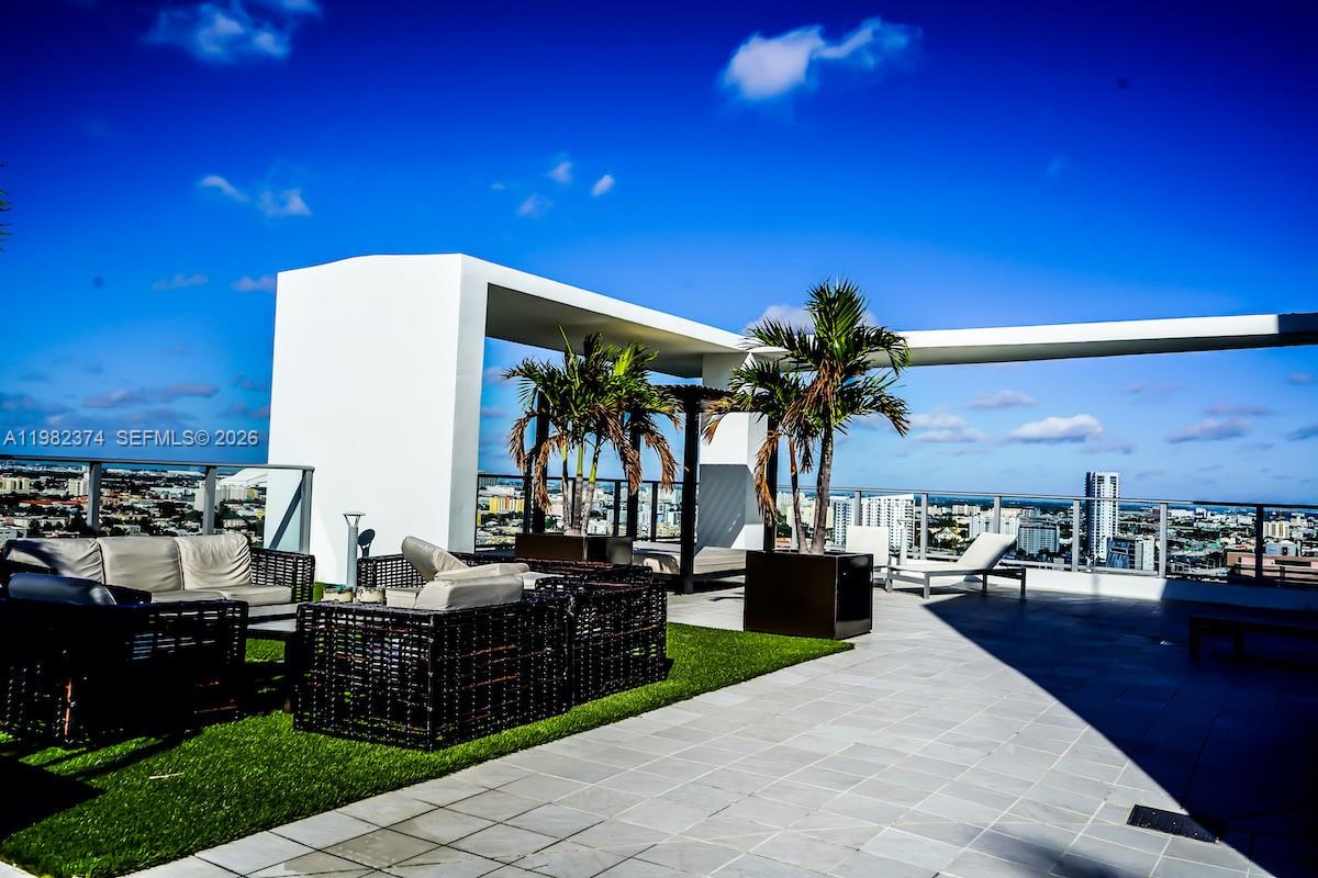 1010 SW 2nd Ave #1007, Miami FL 33130