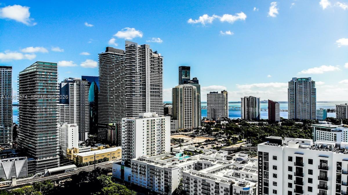1010 SW 2nd Ave #1007, Miami FL 33130
