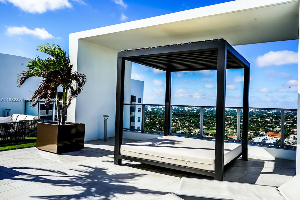 1010 SW 2nd Ave #1007, Miami FL 33130