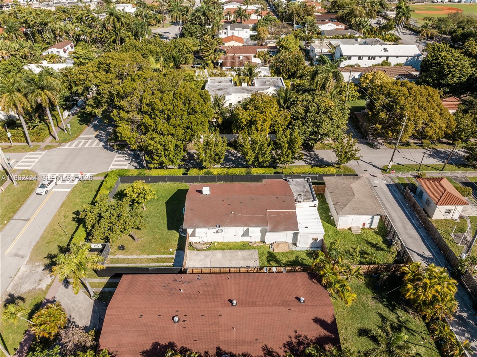 1255 Lenox Ave, Miami Beach FL 33139