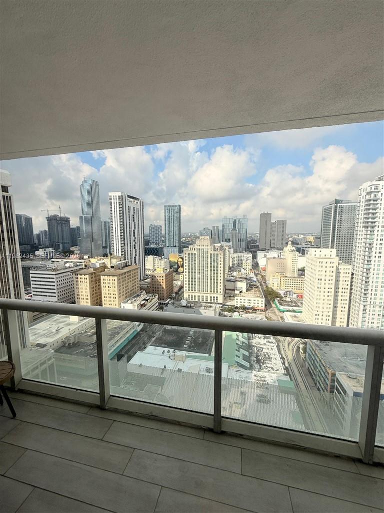 50 Biscayne Blvd #2903, Miami FL 33132