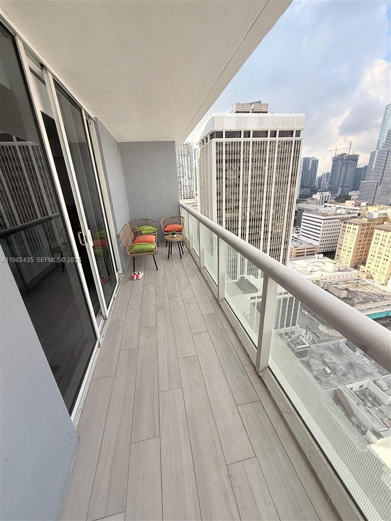 50 Biscayne Blvd #2903, Miami FL 33132