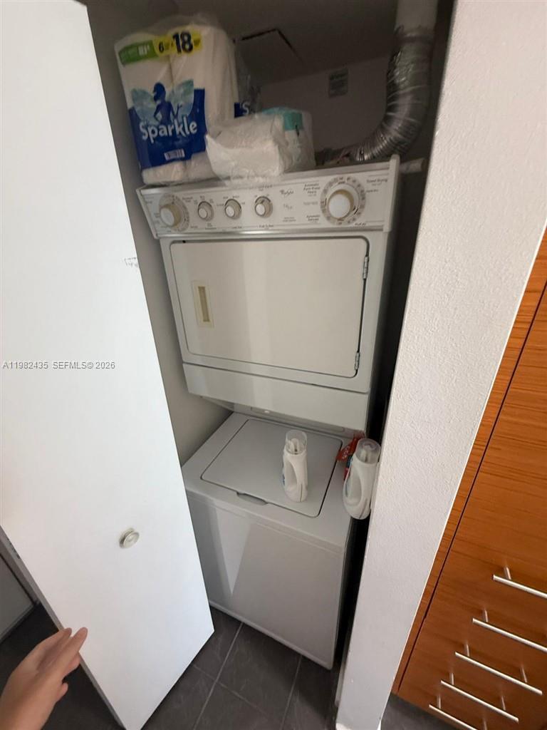 50 Biscayne Blvd #2903, Miami FL 33132