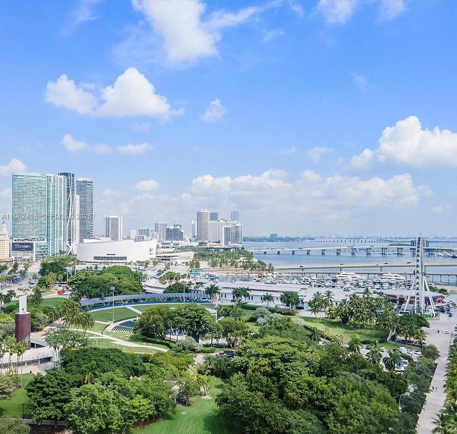 50 Biscayne Blvd #2903, Miami FL 33132