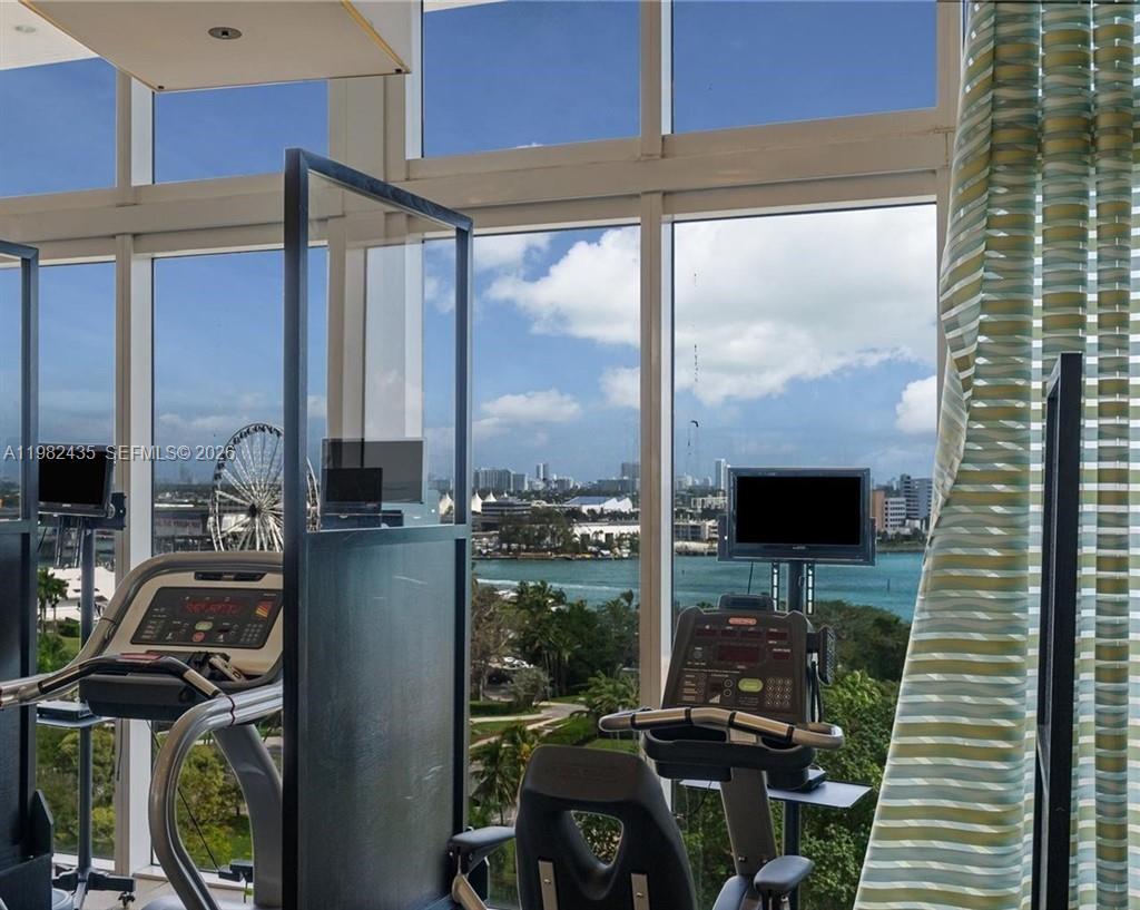 50 Biscayne Blvd #2903, Miami FL 33132