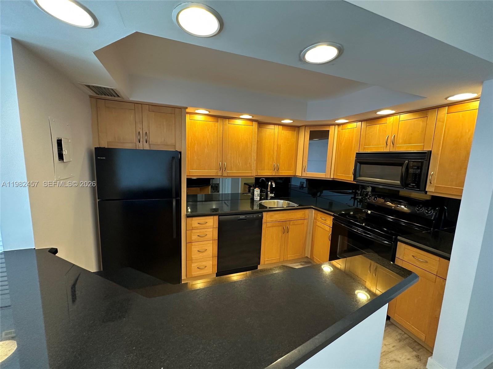 200 SE 15th Rd #15H, Miami FL 33129