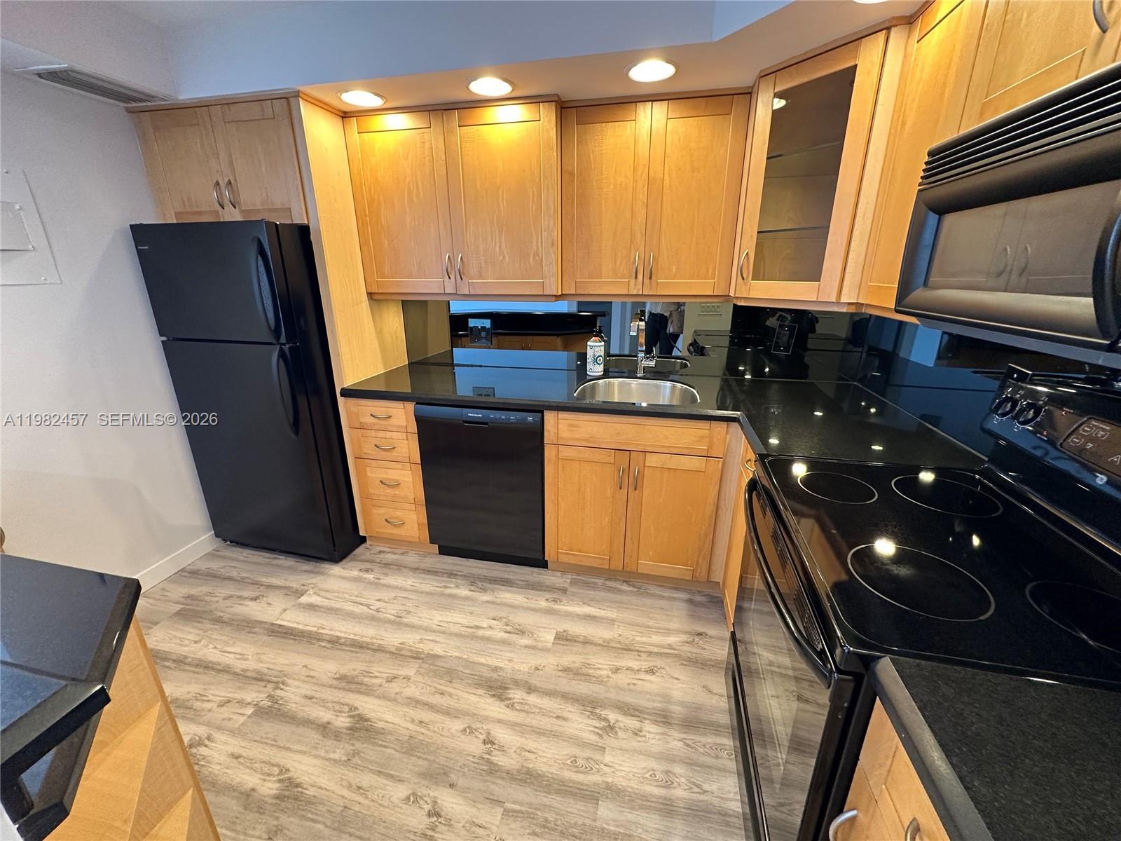 200 SE 15th Rd #15H, Miami FL 33129