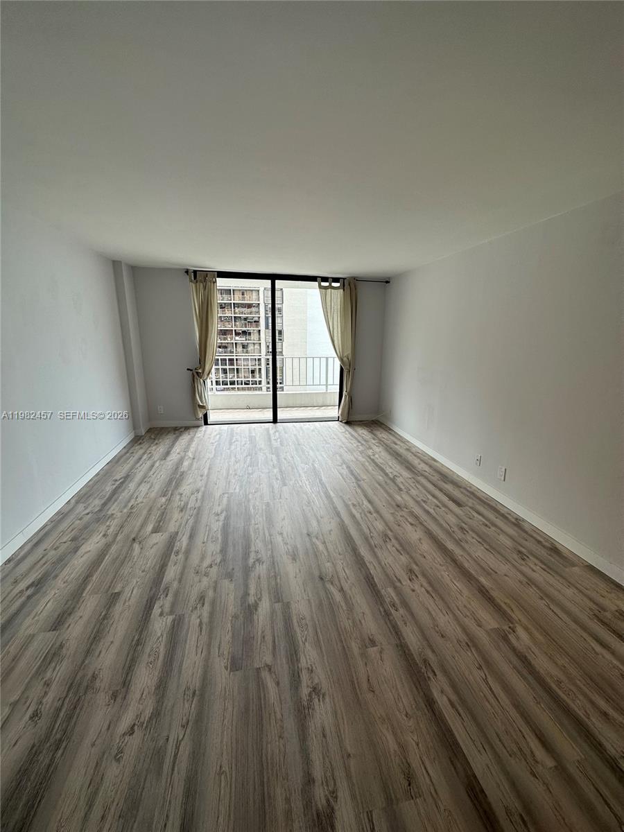 200 SE 15th Rd #15H, Miami FL 33129