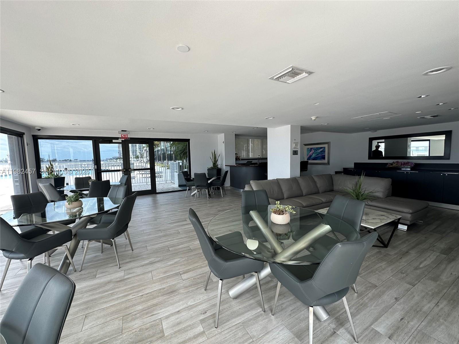 200 SE 15th Rd #15H, Miami FL 33129