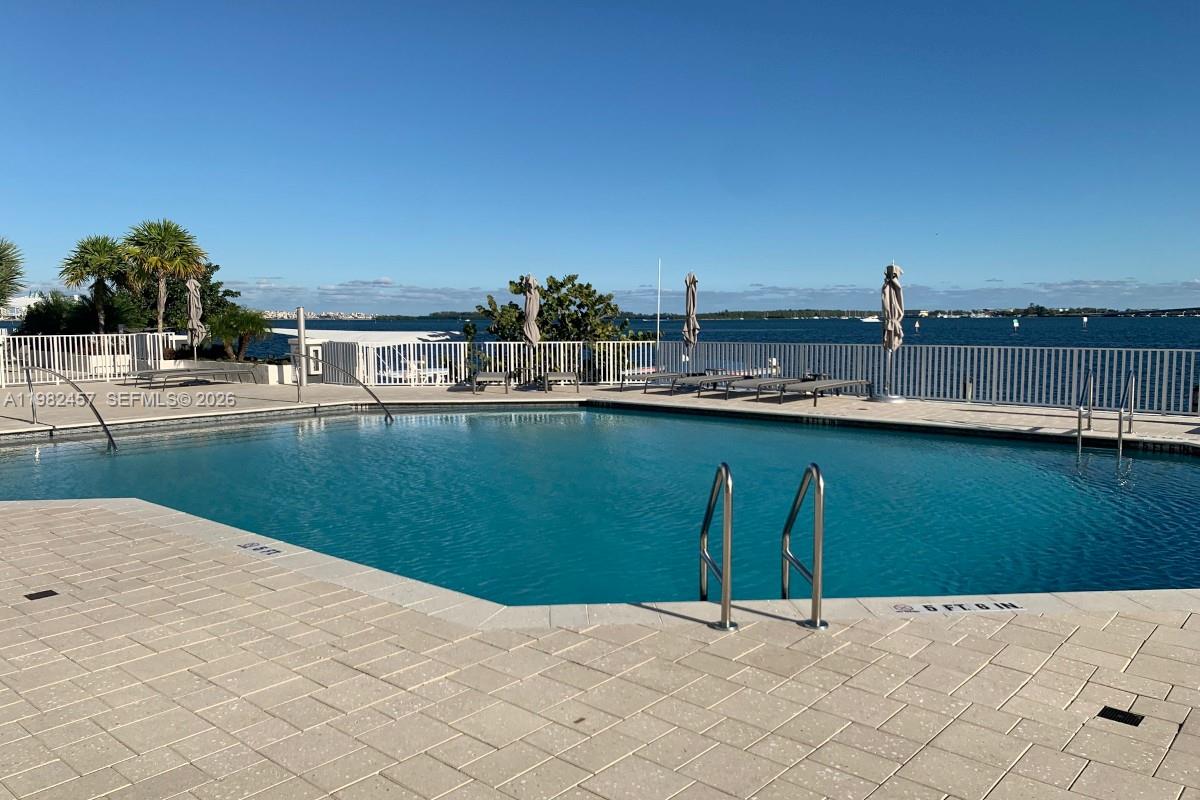 200 SE 15th Rd #15H, Miami FL 33129
