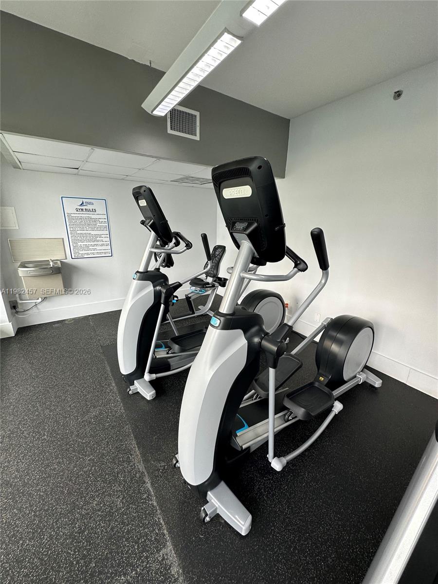 200 SE 15th Rd #15H, Miami FL 33129