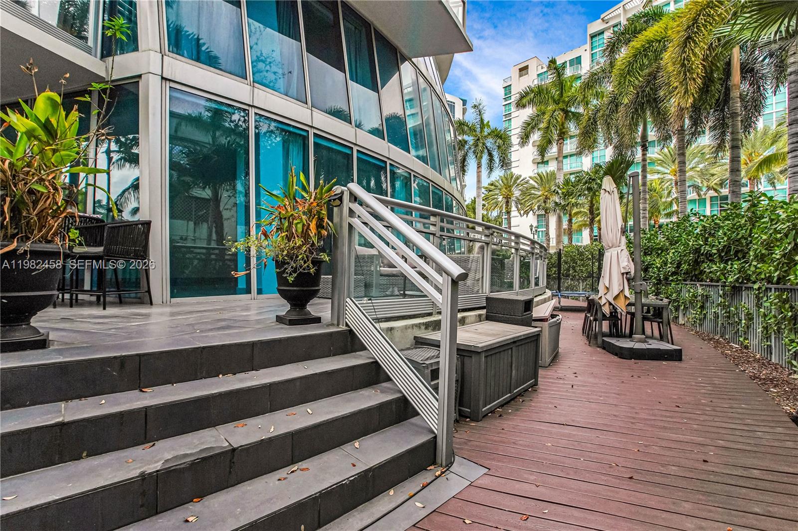2950 NE 188th St #150, Aventura FL 33180